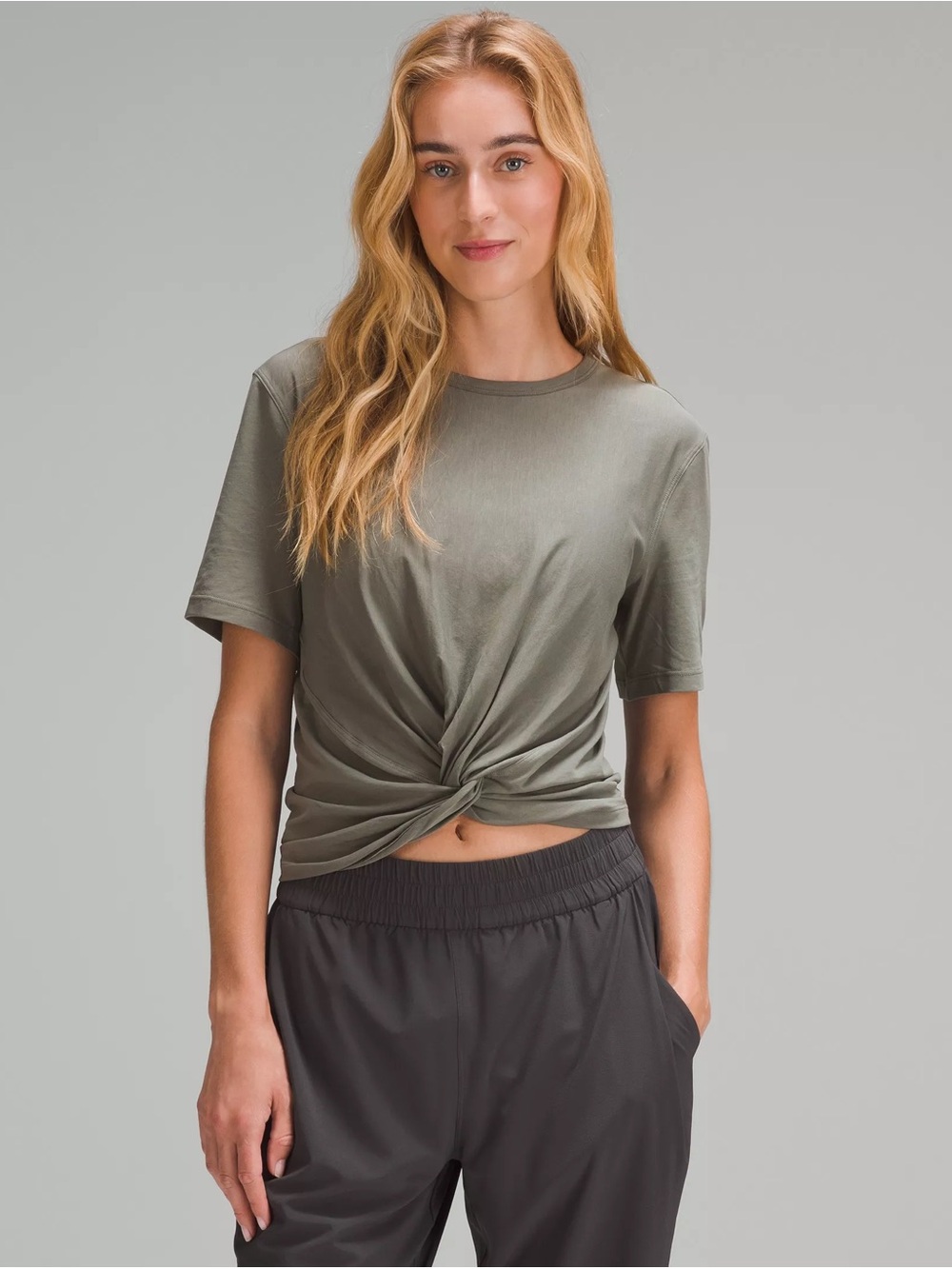 Lululemon Crescent T-Shirt
Rover Size 6/8